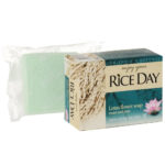 Мыло кусковое CJ Lion Rice Day с экстрактом лотоса, 100 г 2