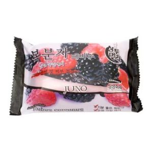 Juno Мыло-пилинг для рук и тела с экстрактом малины Samsung Rubus Coreanus Peeling Soap, 150 г 4
